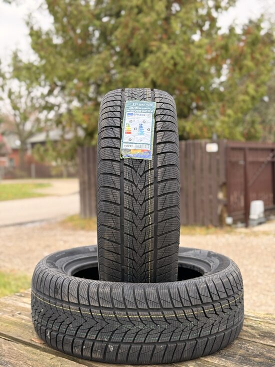 235/55 R18 TRISTAR SNOW POWER UHP S320