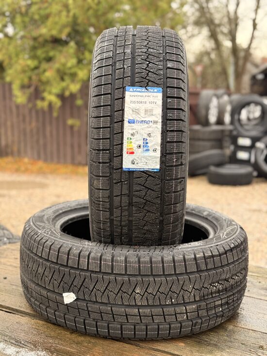 235/50 R18 TRIANGLE SNOWLINK 101v