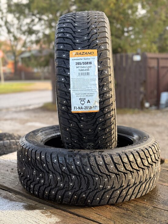 205/55R16 TRAZANO ICEMASTER SPIKE EXTRA LOAD TUBELESS