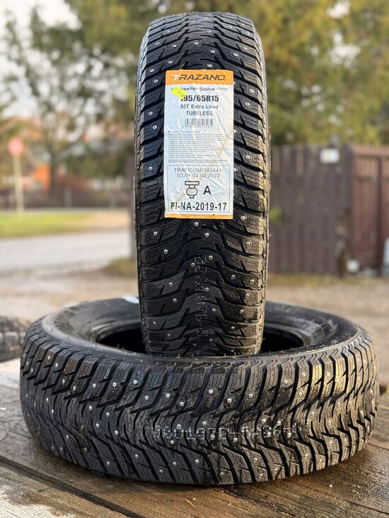 195/65R15 TRAZANO ICEMASTER SPIKE EXTRA LOAD TRUBELESS