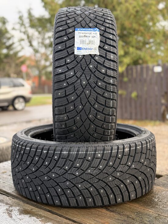 225/40R18 TRIANGLE ICELYNX TI501 92T 