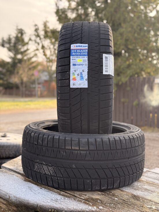 275/40 R20 SAILUN ICE BLAZER ARTIC EVO 