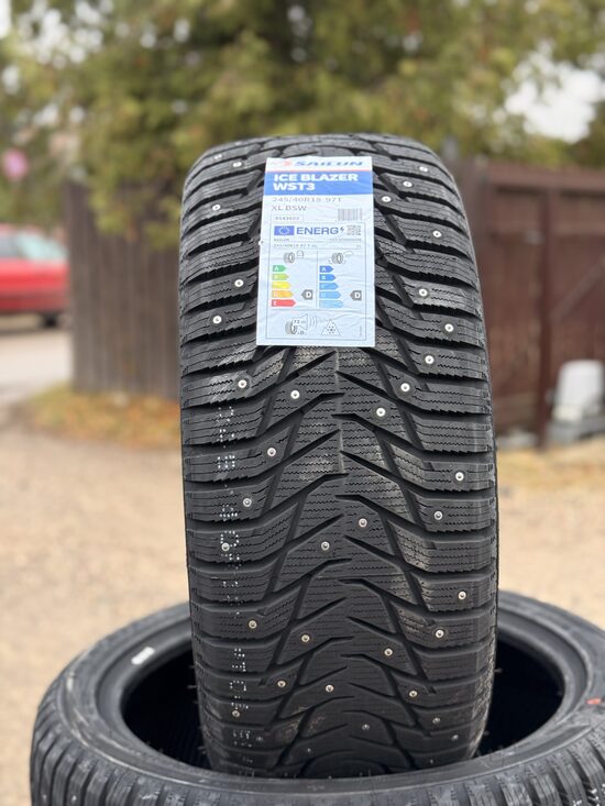 245/40 R18 SAILUN ICE BLAZER WST3